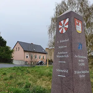  Apartment Gemütliches Souterrain, Schönefels-free Parking Waßmannsdorf