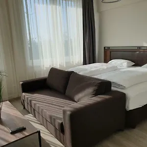 3* Apart-hotel Motel Plus Schoenefeld